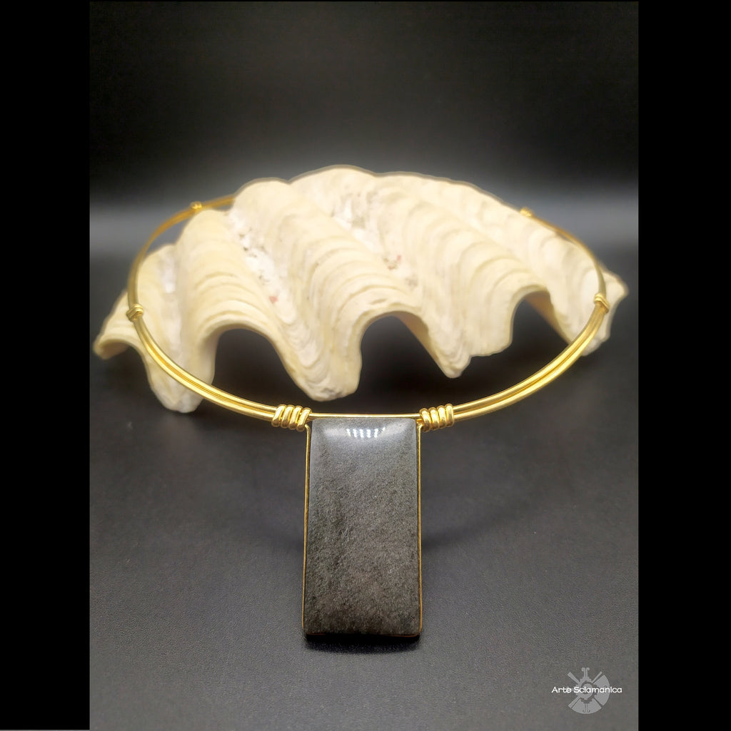 Collana con ossidiana argentata