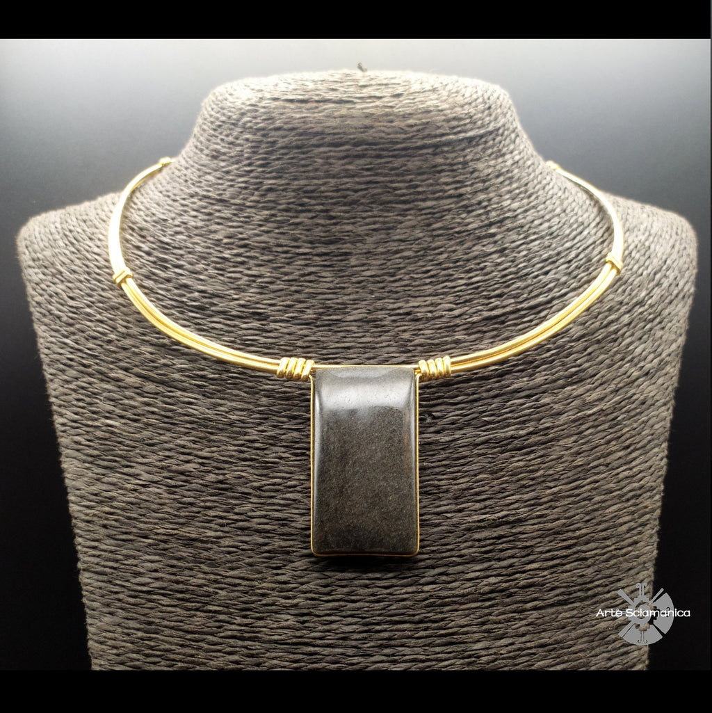 Collana con ossidiana argentata