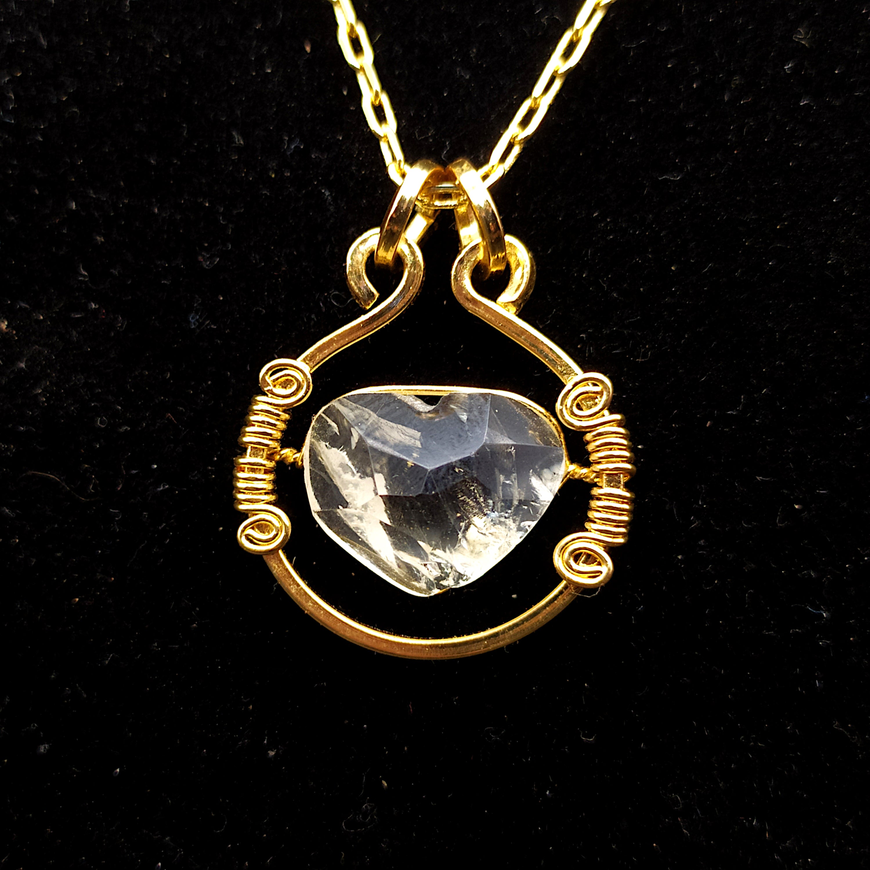 Ciondolo con cristallo di rocca