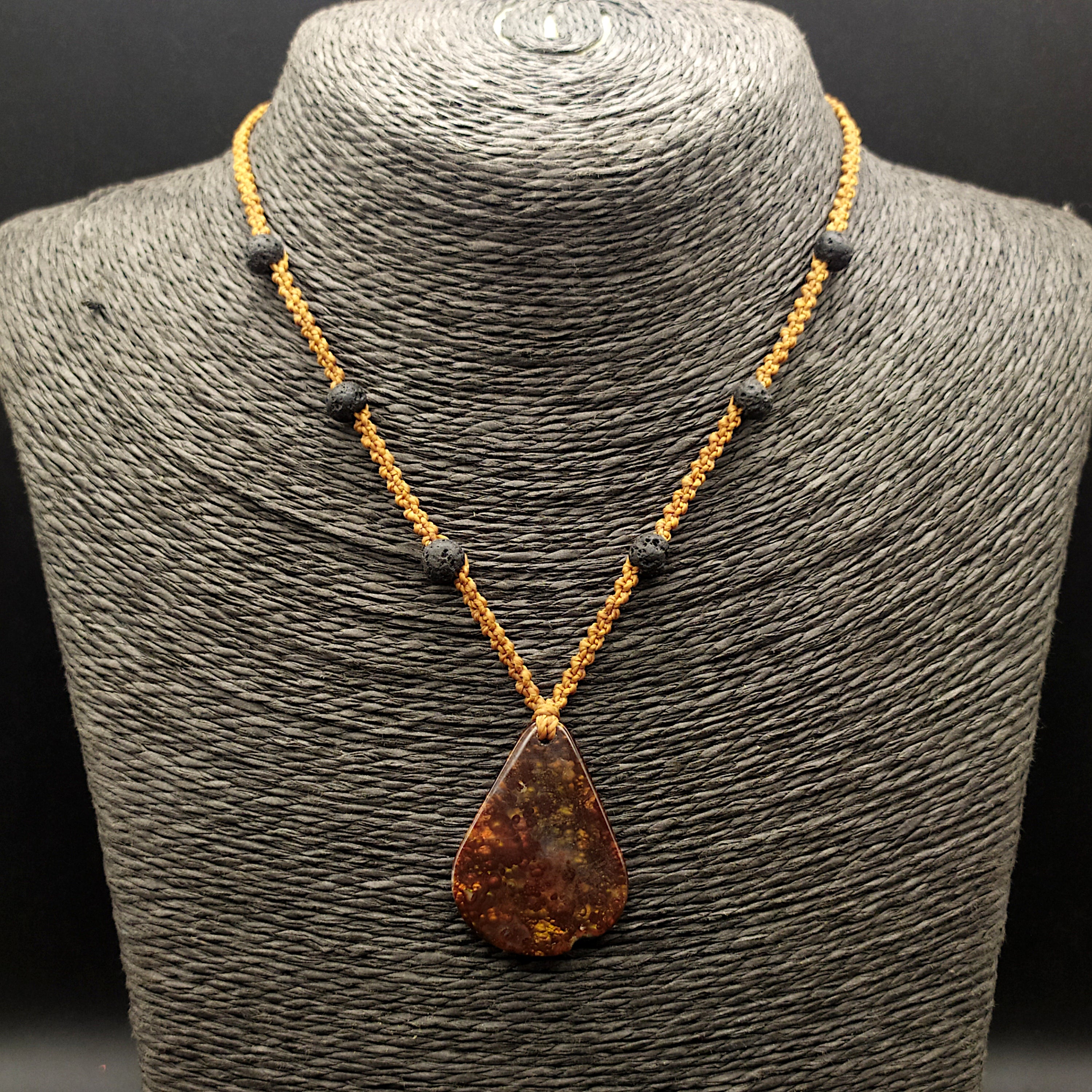 Collana con agata di fuoco