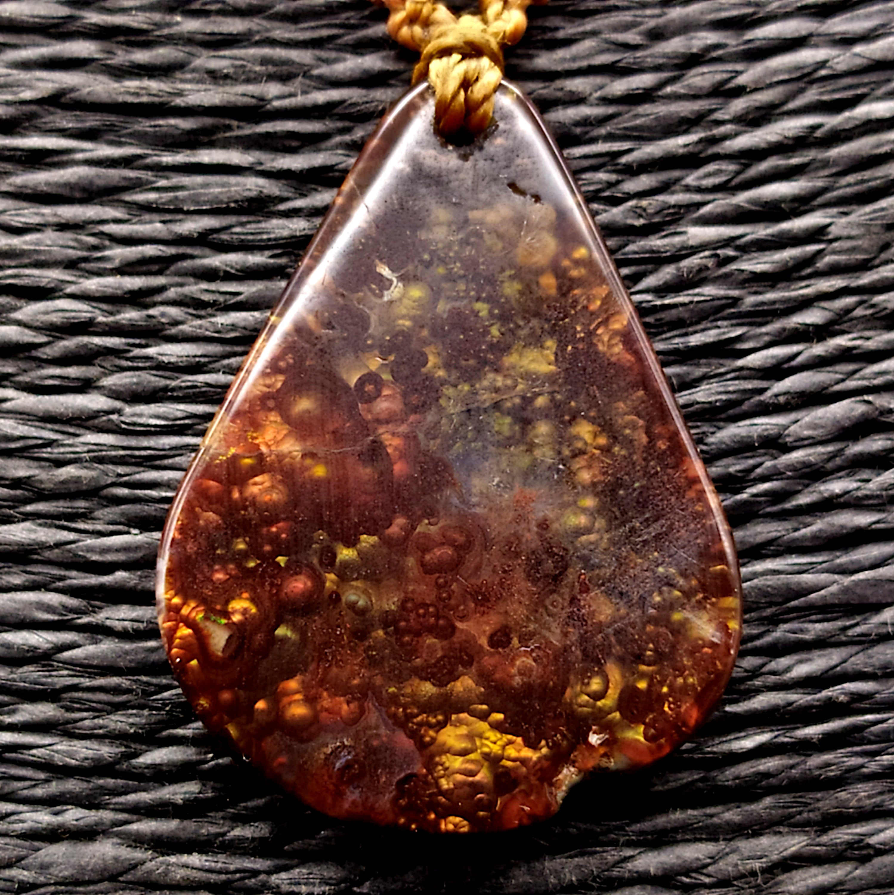 Collana con agata di fuoco