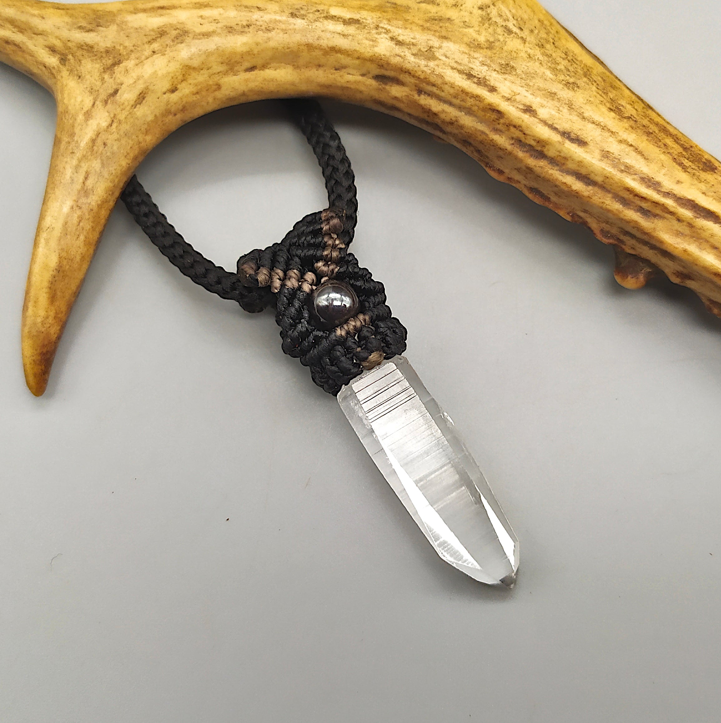 Collana con cristallo di rocca